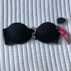 NWT Strapless Push-Up Bra